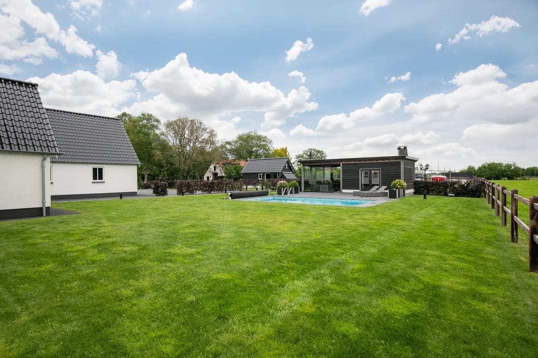 Foto 77 van Middelaar 3