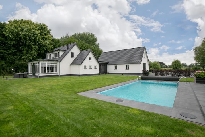 Photo 79 of Middelaar 3