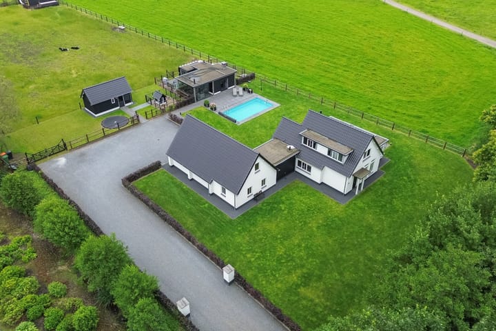 Photo 86 of Middelaar 3