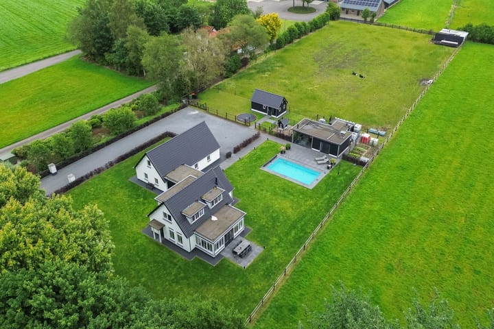 Photo 88 of Middelaar 3