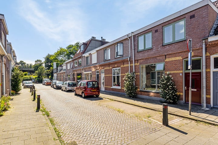 Bekijk foto 2 van Eendrachtstraat 15