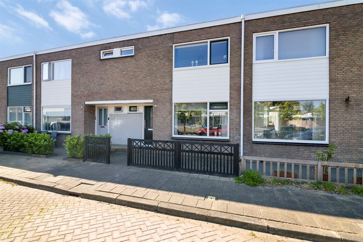 Bekijk foto 38 van Marowijnestraat 11