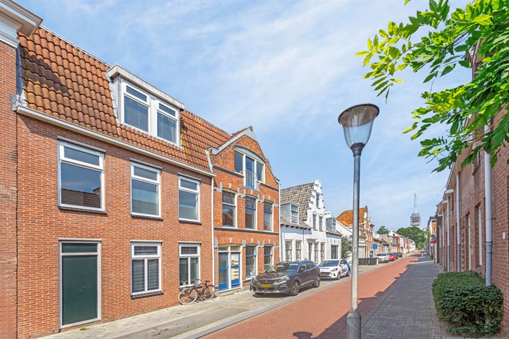 Bekijk foto 1 van Nieuwstraat 24-B