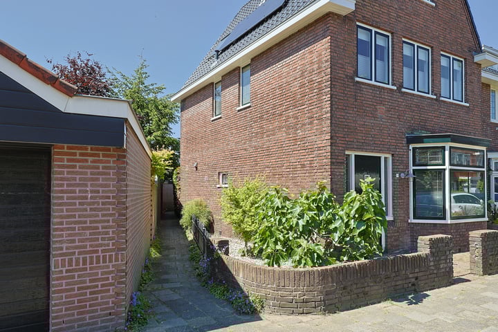 Bekijk foto 5 van Lijsterbeslaan 1