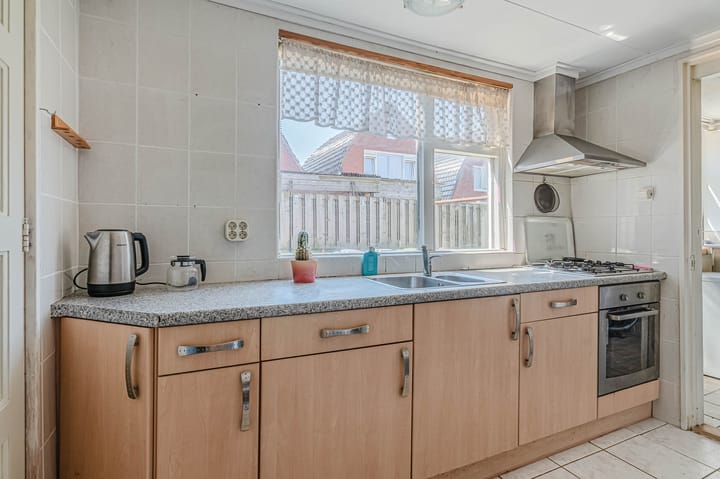 Foto 17 van Jan van Galenstraat 19