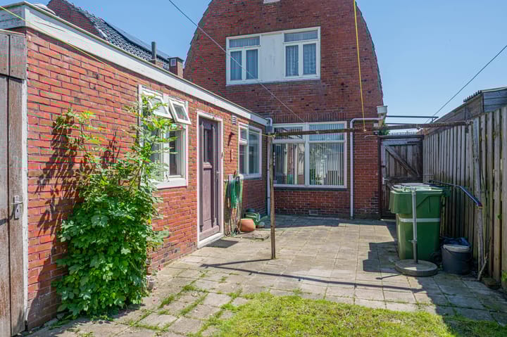 Foto 38 van Jan van Galenstraat 19