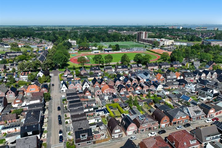 Bekijk foto 40 van Jan van Galenstraat 19