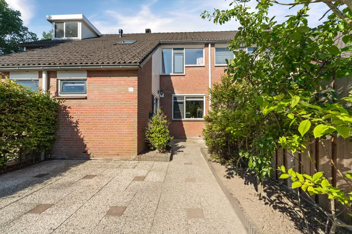 Bekijk foto 1 van Workumstraat 67