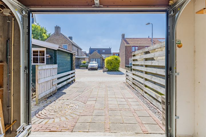 Bekijk foto 31 van Kerklaan 17