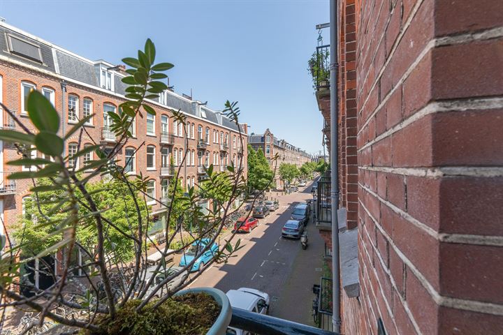 Bekijk foto 3 van Van Hogendorpstraat 187-2