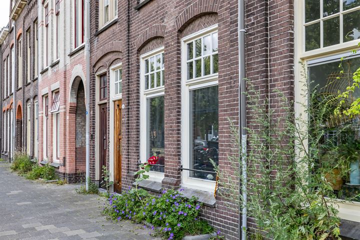 Bekijk foto 37 van Bankastraat 9