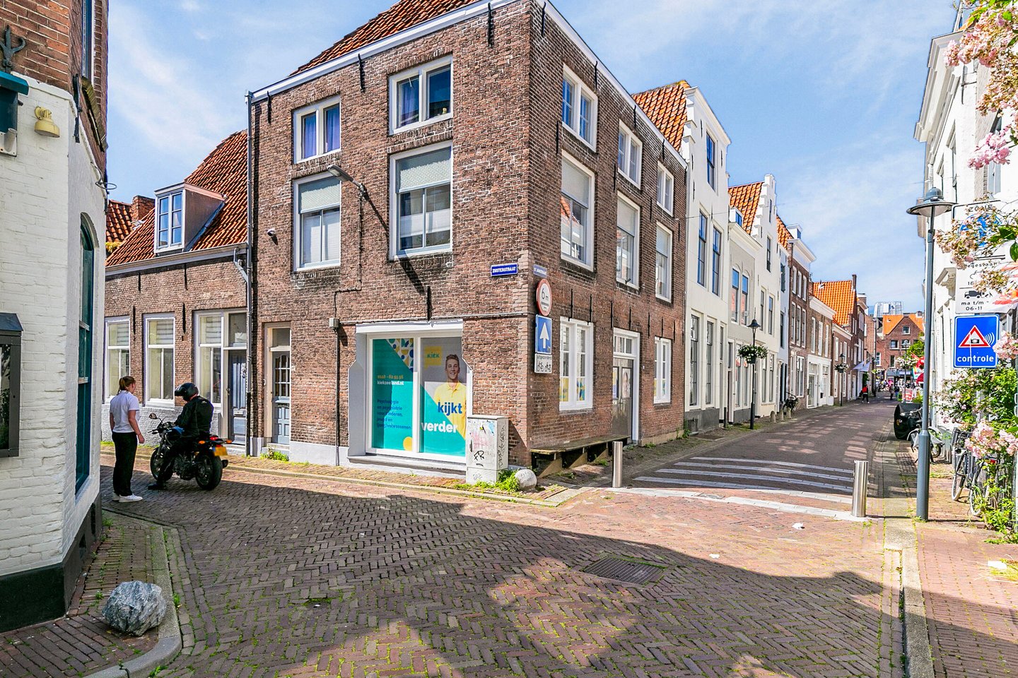 Bekijk foto 1 van Sint Janstraat 32