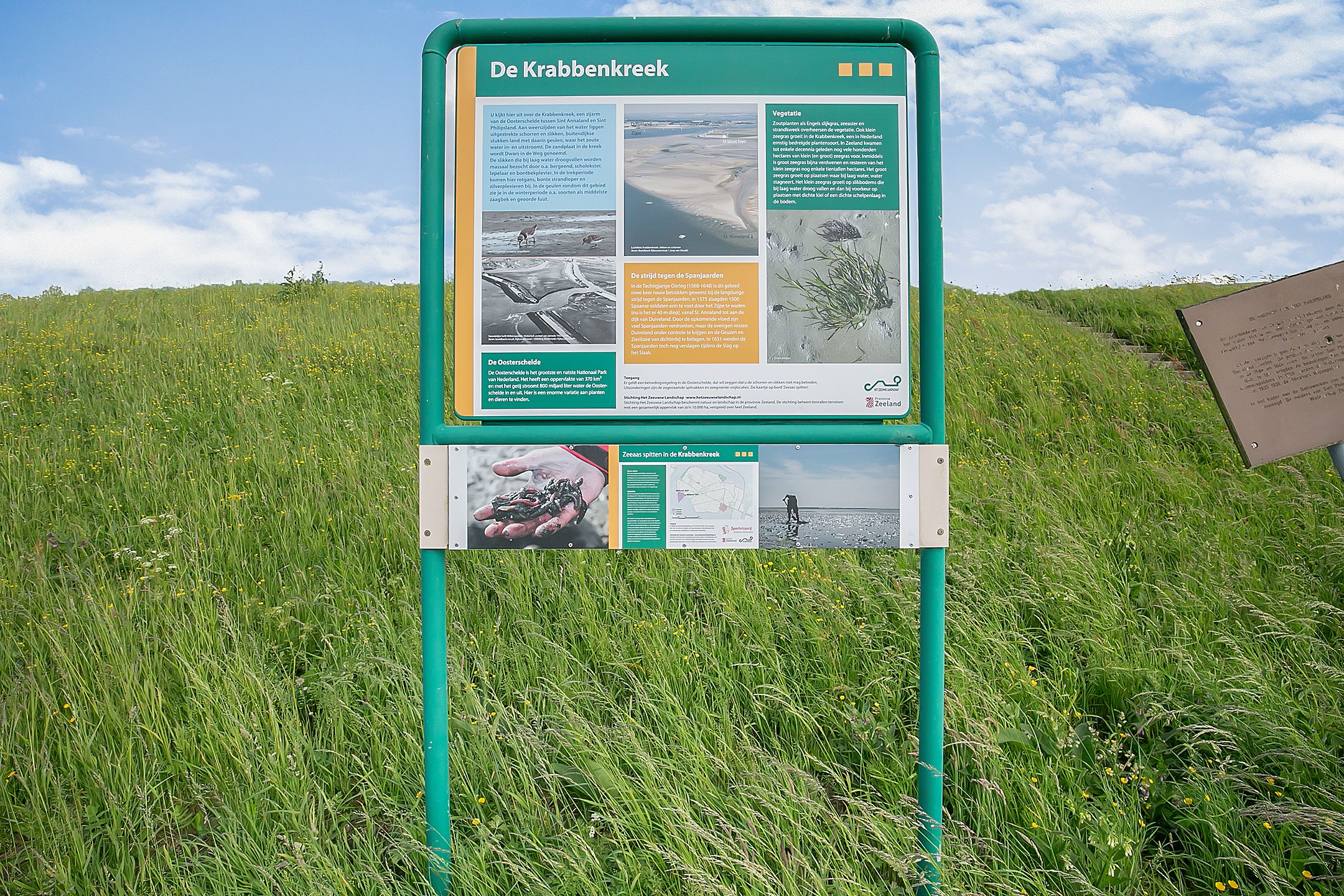 Photo 18 of Langeweg 72A