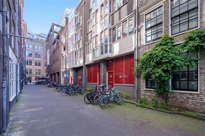 Bekijk foto 16 van Paardenstraat 32