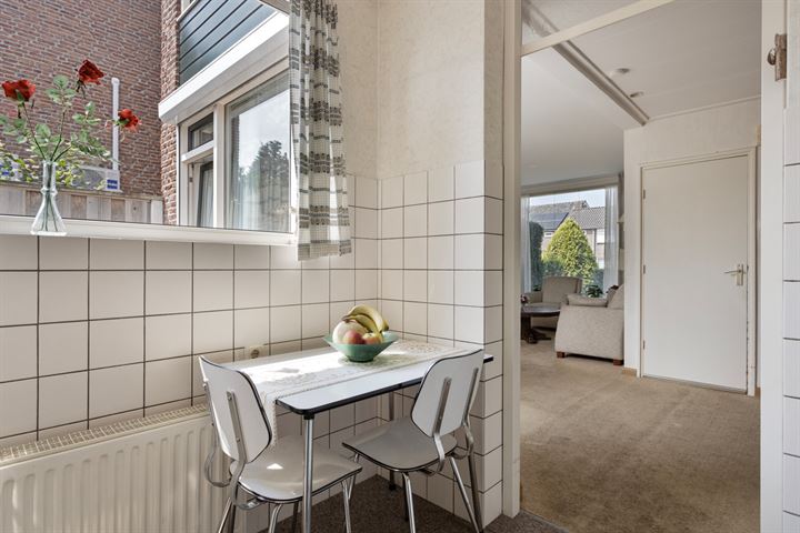 Bekijk foto 10 van Gouwestraat 26