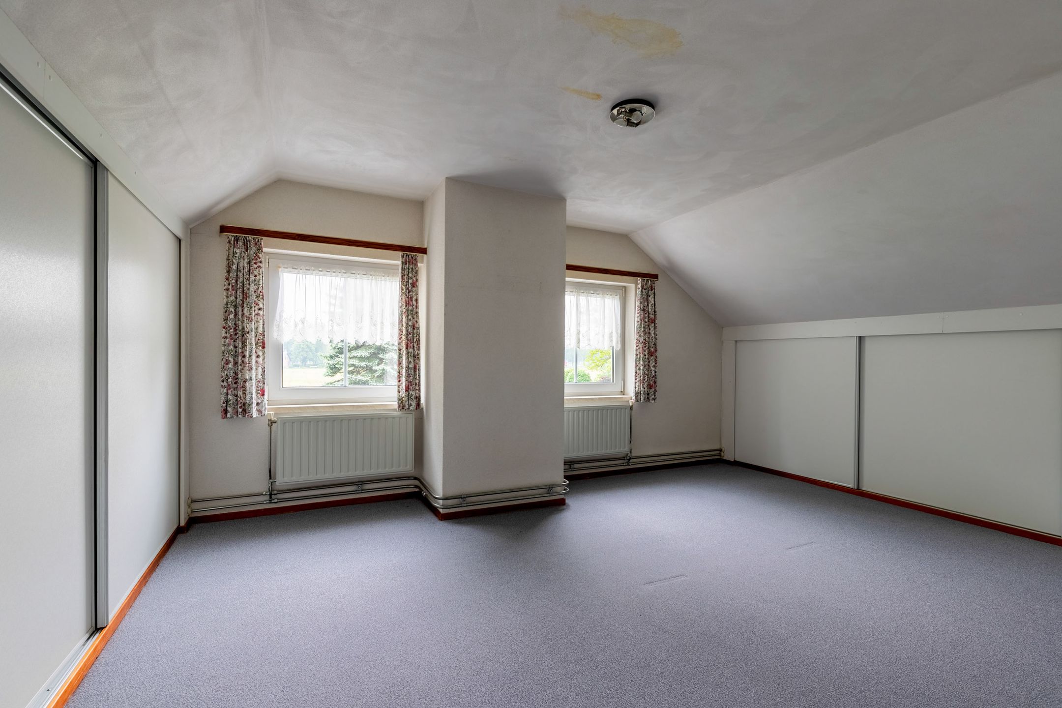 Foto 24 van de Brand 34