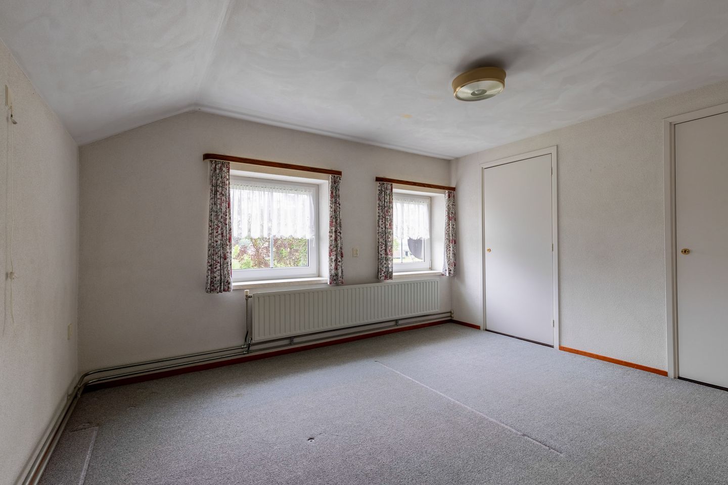 Foto 29 van de Brand 34