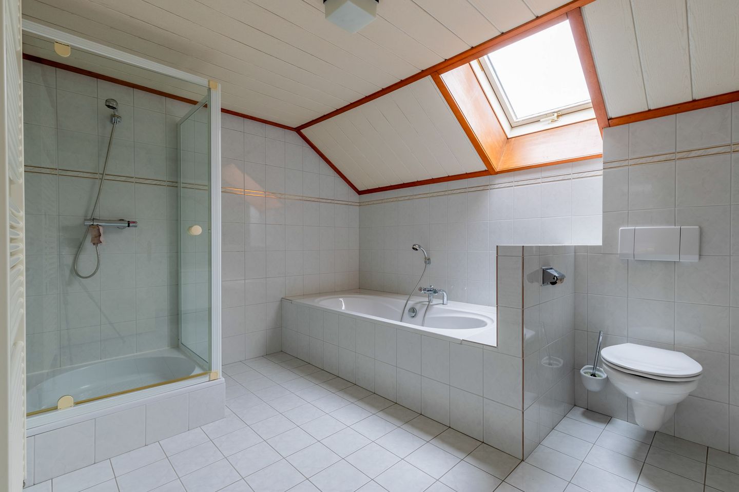 Foto 35 van de Brand 34