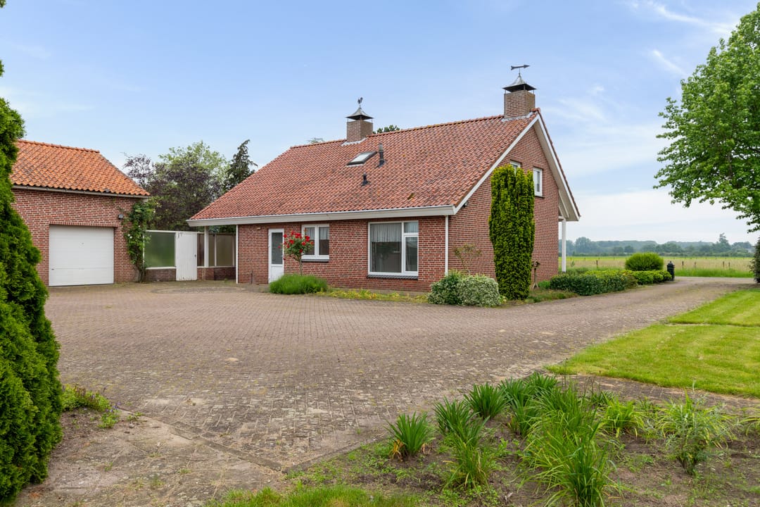 Foto 37 van de Brand 34