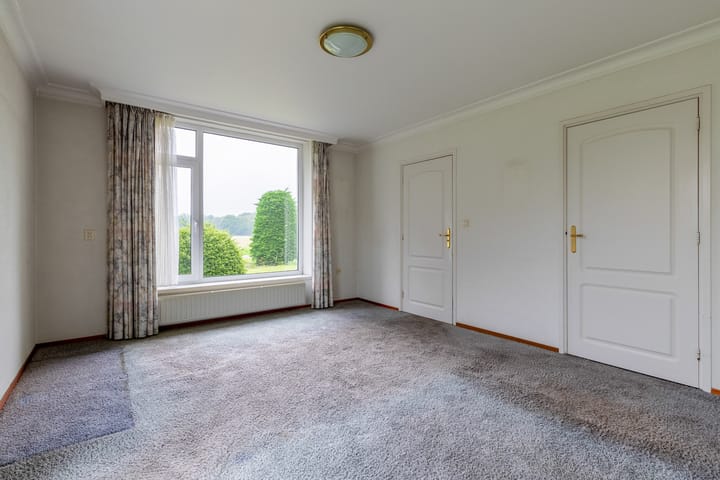 Foto 21 van de Brand 34