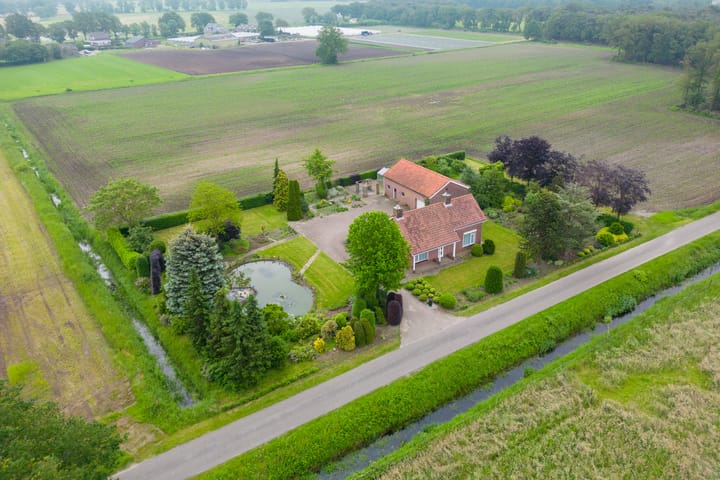 Foto 50 van de Brand 34