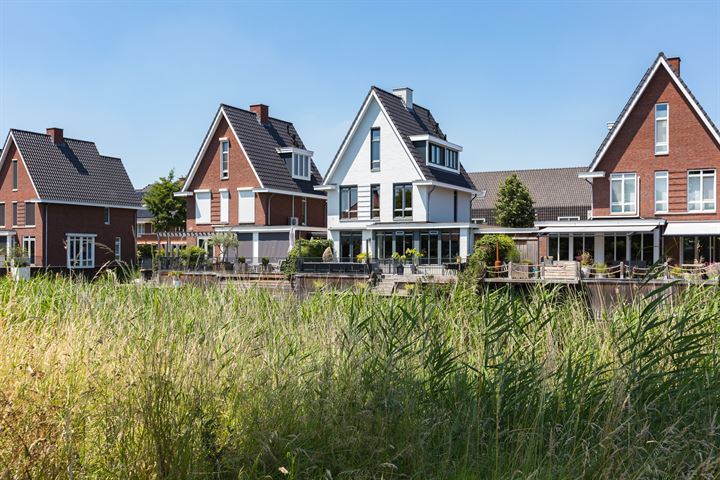 Bekijk foto 44 van B. Vethstraat 18