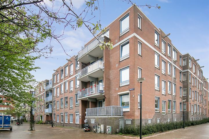 View photo 27 of Ambonstraat 58