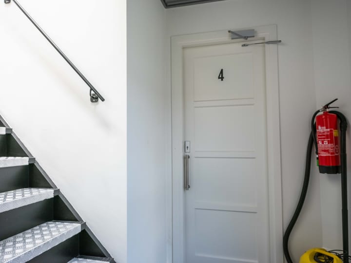 Foto 16 van Van Hasseltweg 10