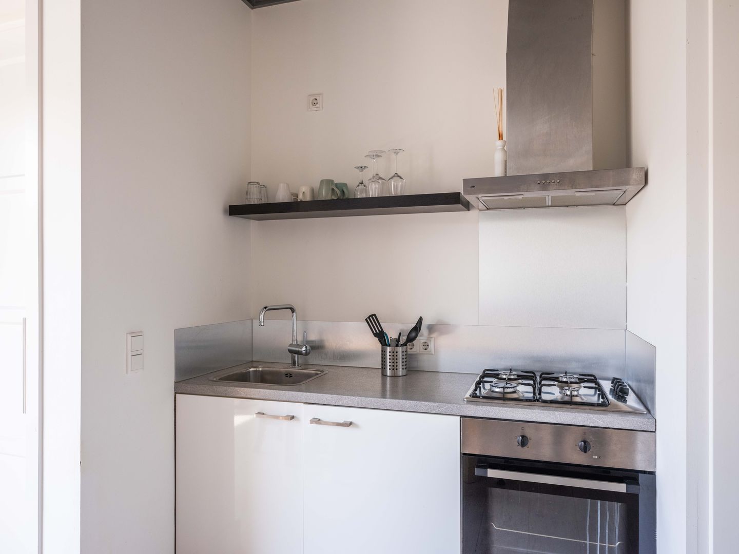 Foto 20 van Van Hasseltweg 10