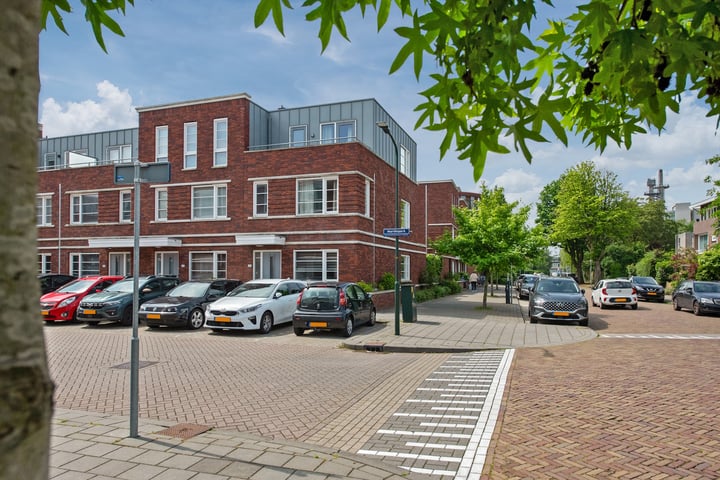 Bekijk foto 32 van Mariënpark 156