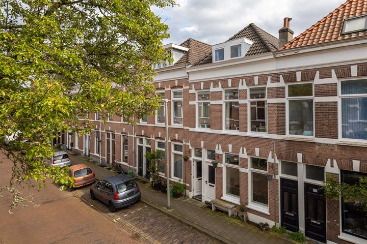 Bekijk foto 1 van Sloetstraat 157