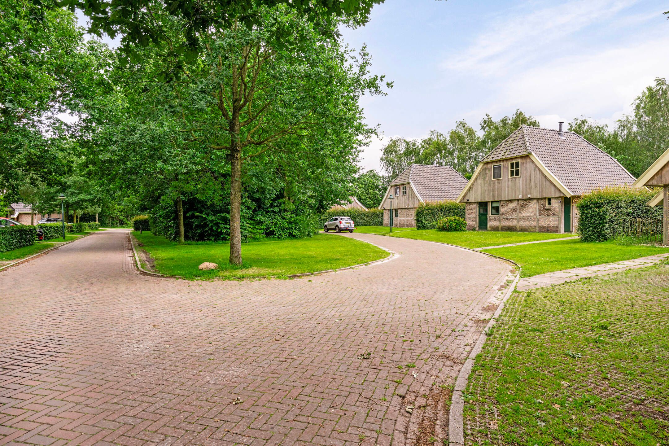 Foto 3 van Mr. J.B. Kanweg 3-10