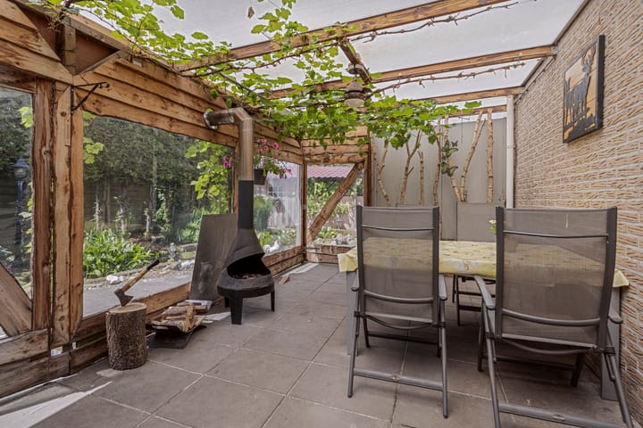 Photo 23 of Zudden 4-A