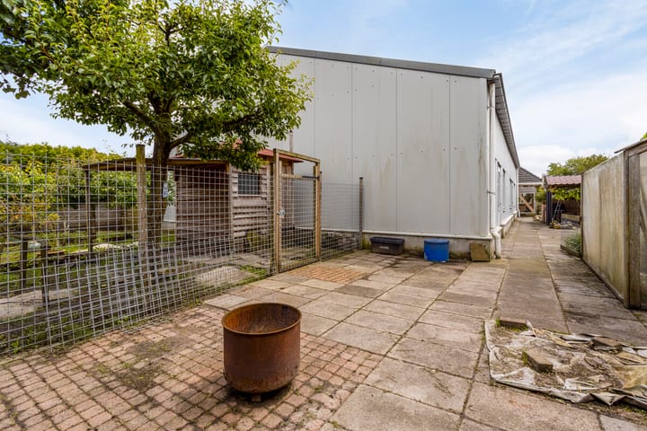 Photo 27 of Zudden 4-A