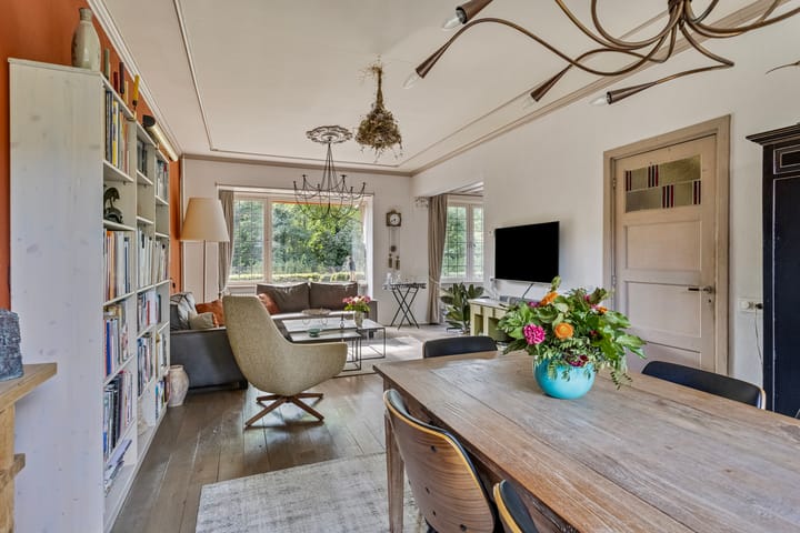 Foto 7 van Parallelweg 22