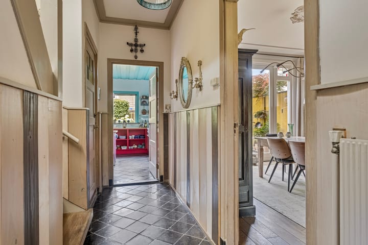 Foto 8 van Parallelweg 22