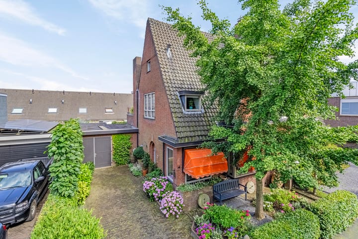 Foto 31 van Parallelweg 22