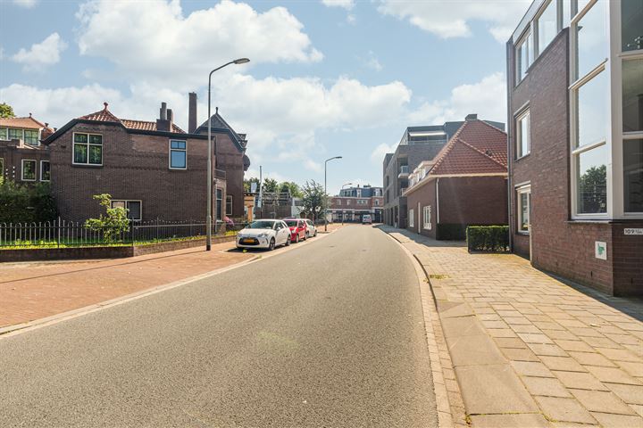 Bekijk foto 17 van Bram van den Berghstraat 115