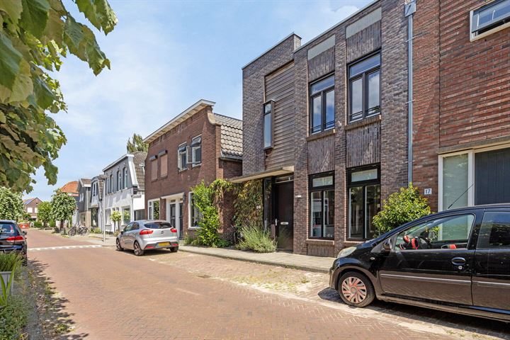 Bekijk foto 5 van Pyrmontstraat 15