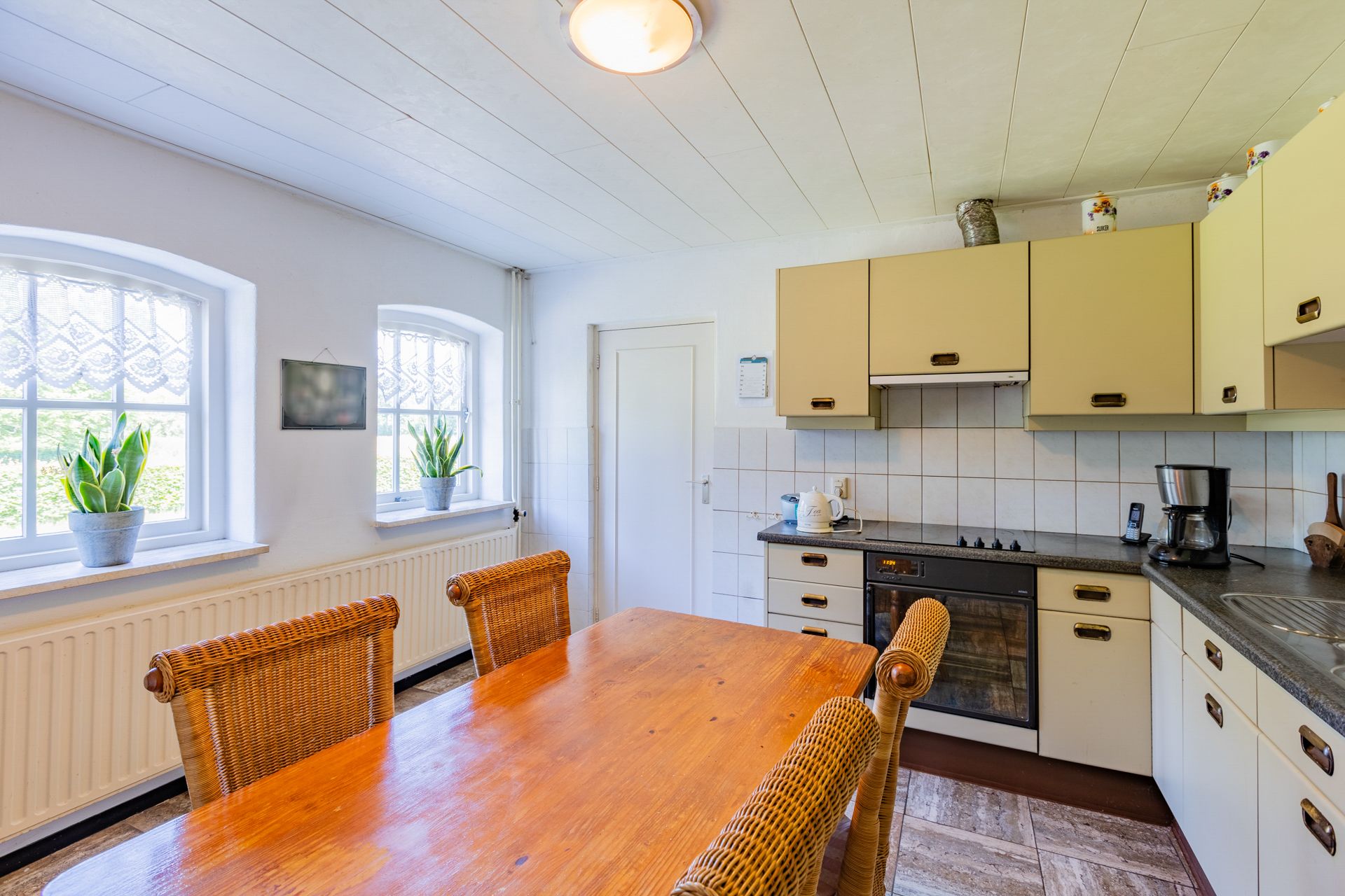 Foto 12 van Vresselseweg 6