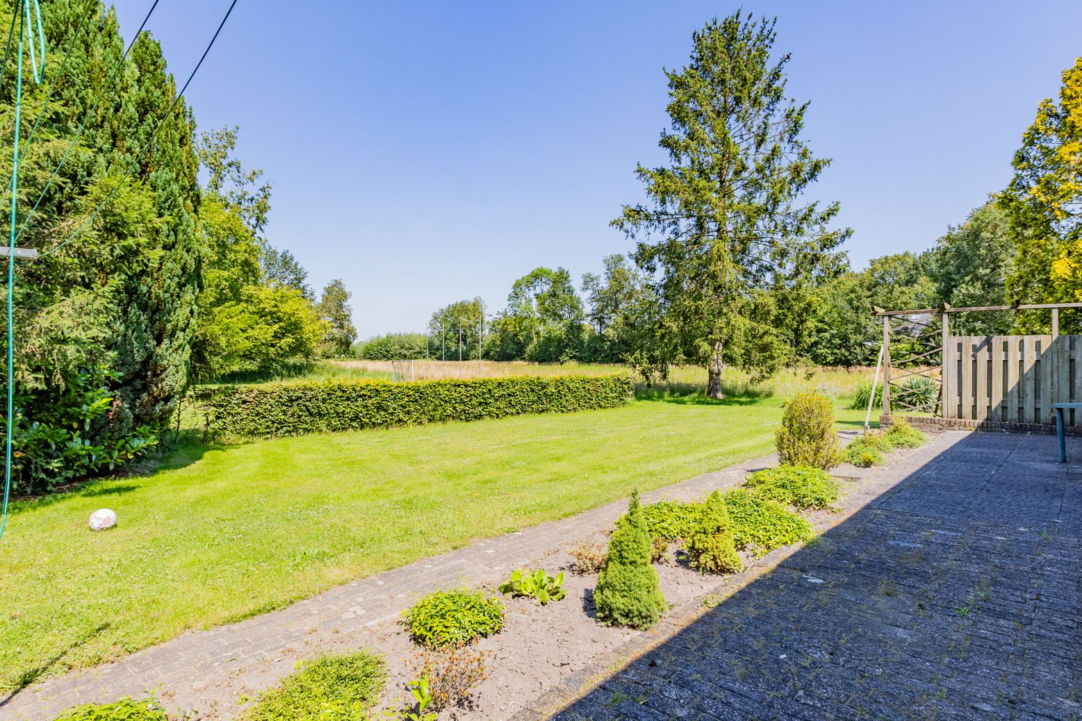 Foto 33 van Vresselseweg 6