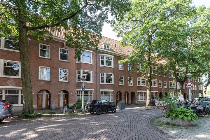 View photo 43 of Bennebroekstraat 31-H