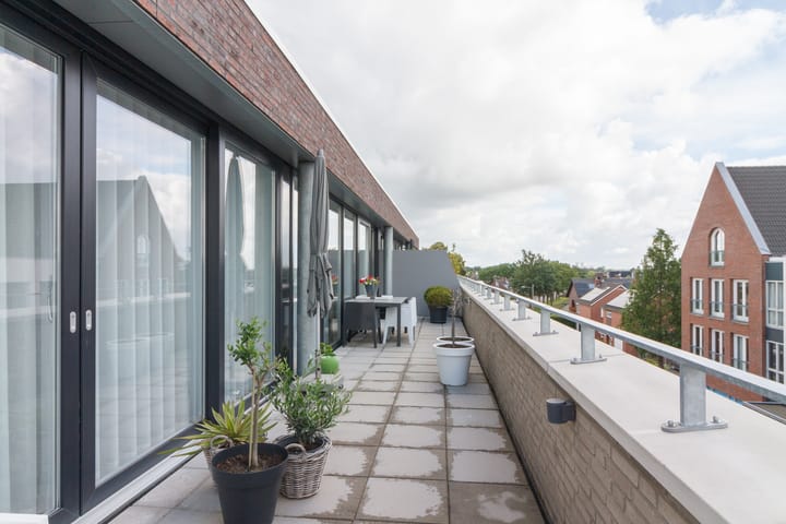 Photo 27 of Clarastraat 1-K