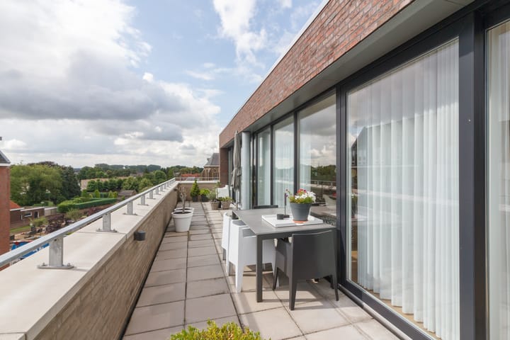 Photo 42 of Clarastraat 1-K