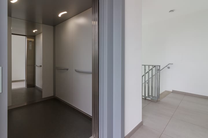 Photo 44 of Clarastraat 1-K