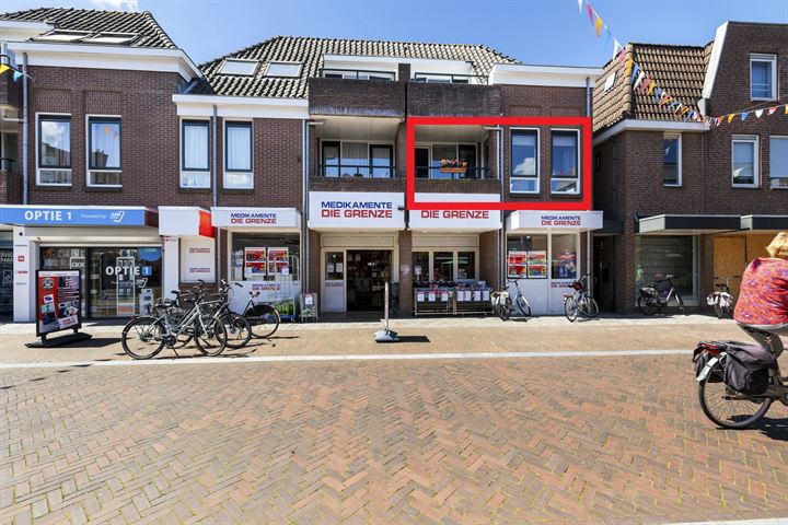 Bekijk foto 1 van Schoolstraat 27