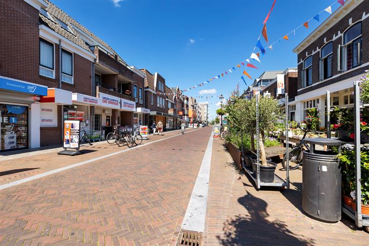 Bekijk foto 2 van Schoolstraat 27