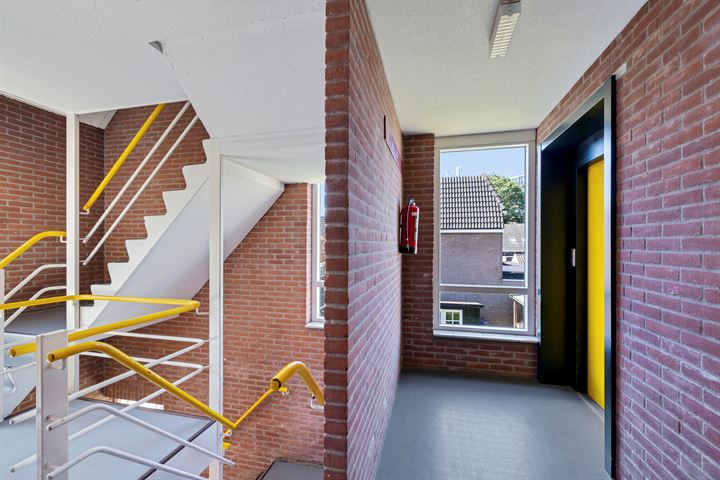 Bekijk foto 5 van Schoolstraat 27