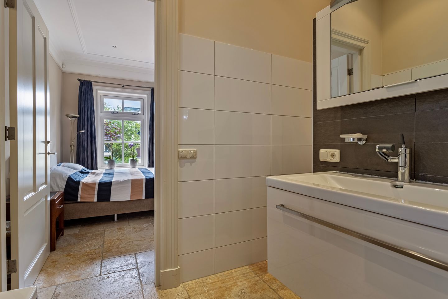 Foto 20 van Parallelweg 21