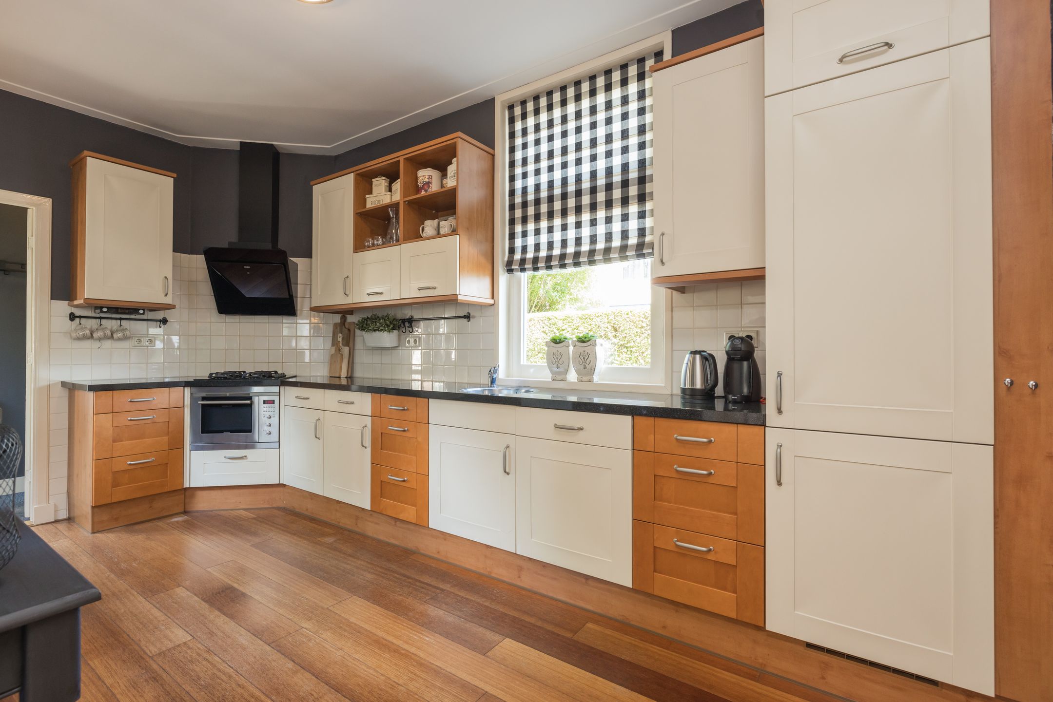 Foto 3 van Haarlemmerstraat 11